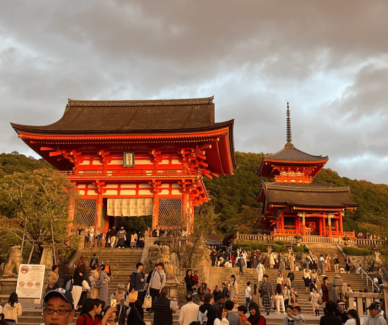 Kyoto: Private Highlights Tour with Guide and Luxury Vehicle - Kinkaku-ji gives you Kyoto’s famous reflection