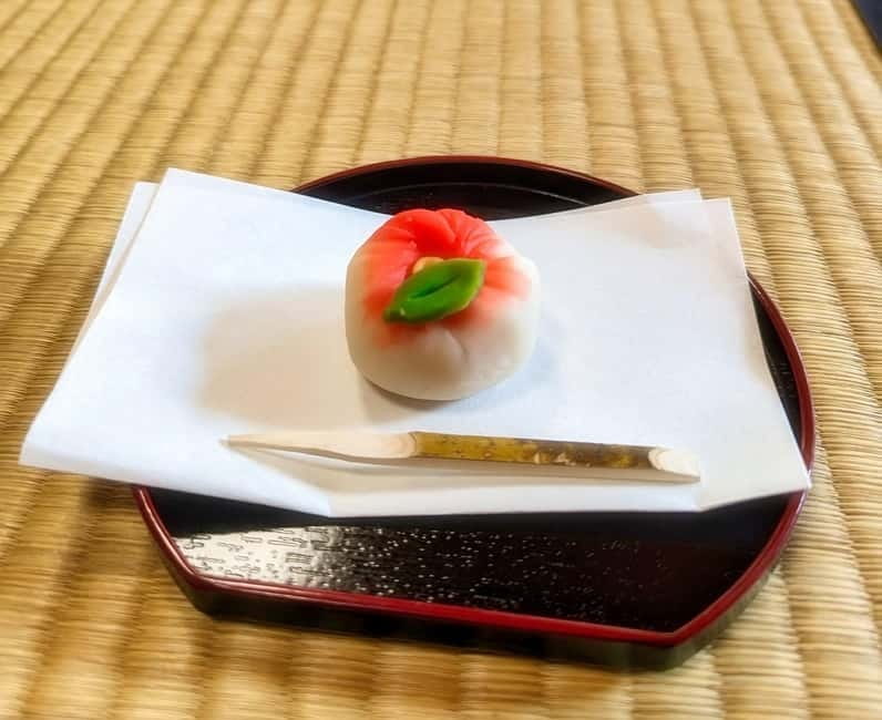 Kyoto: Tea Ceremony in a Traditional Tea House in Kiyomizu - A traditional sweet completes the tasting