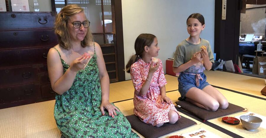 Kyoto: Tea Ceremony Meditation - Make Matcha with Tea Master - Whisking your own bowl of matcha