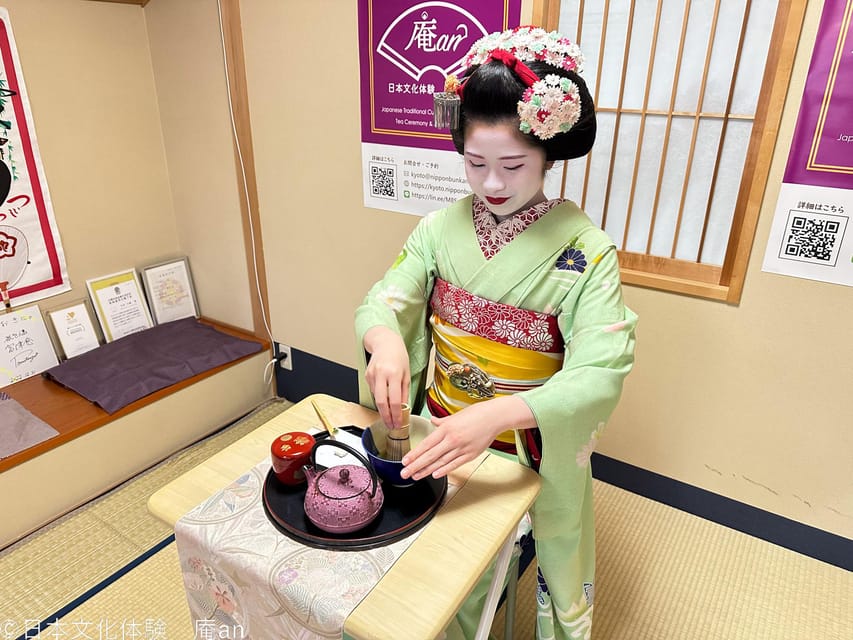 Kyoto: Tea Ceremony with Maiko Premium - Making matcha with the maiko