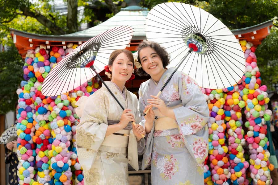 Kyoto: Traditional Kimono Rental - Who will enjoy this most