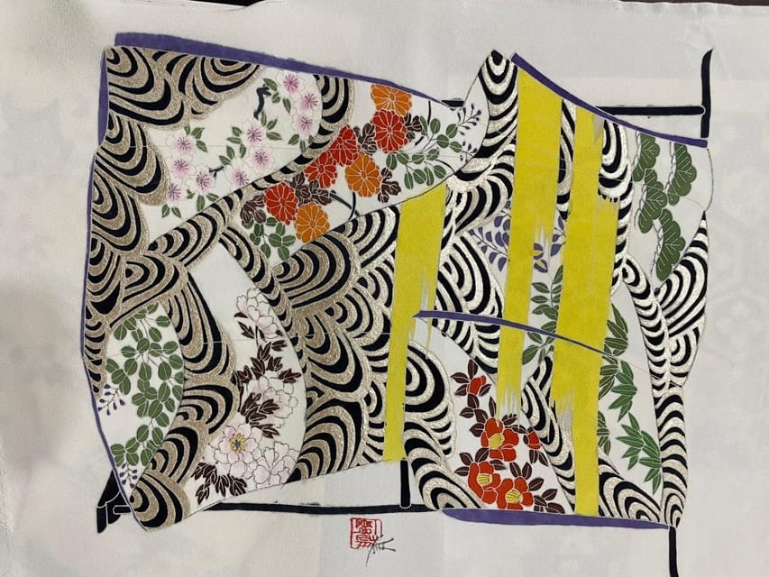 Kyoto: Traditional Yuzen Dyeing Experience - Painting silk without rushing the process