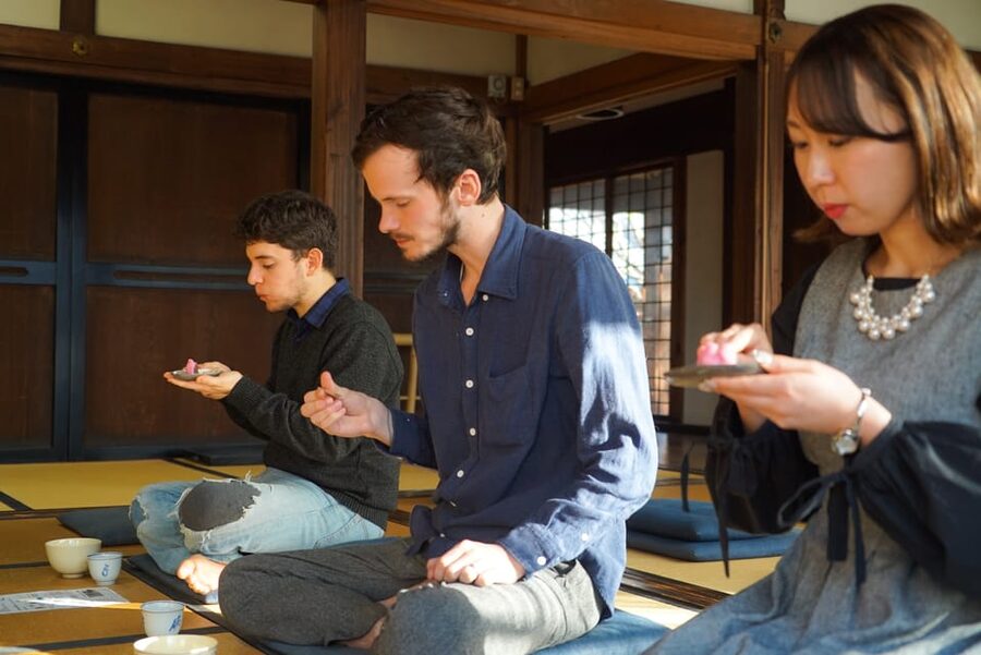 Kyoto: Zen Meditation and Garden Tour at a Temple with Lunch - Shojin Ryori lunch near the temples