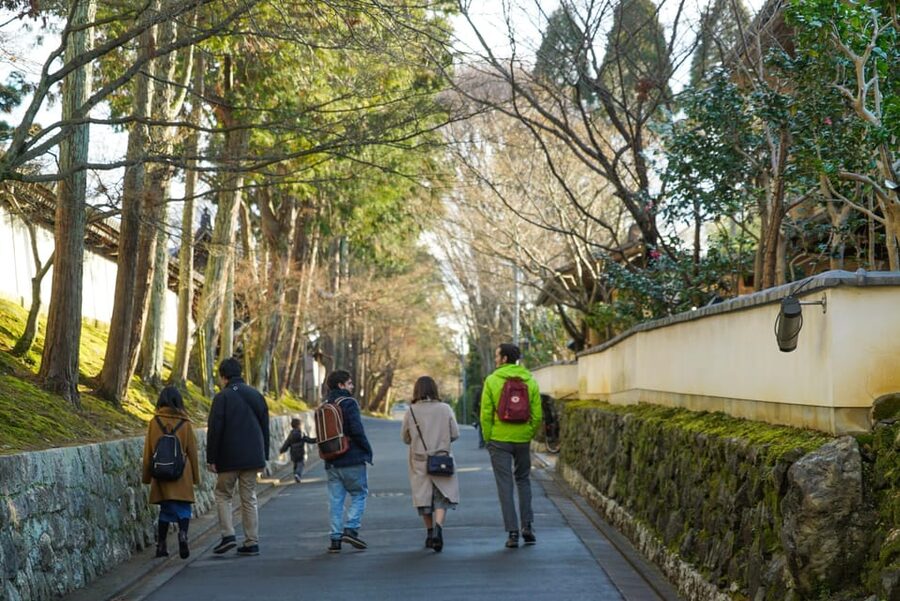 Kyoto: Zen Meditation and Garden Tour at a Temple with Lunch - What the $107 price really covers