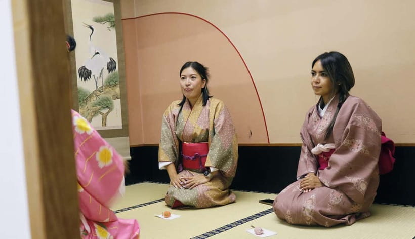 Learn Zen in a class of making Matcha tea near Osaka Castle - Key points at a glance
