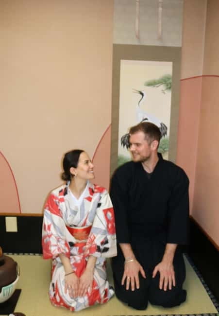 Learn Zen in a class of making Matcha tea near Osaka Castle - What happens when you arrive at Bushi no Homare