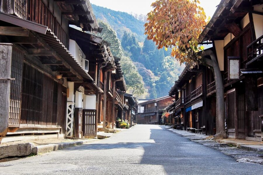 Magome-juku, Tsumago-juku & Ena-kyo 1d Bus Tour from Nagoya - Ena-kyo Observatory gives you a quick nature break
