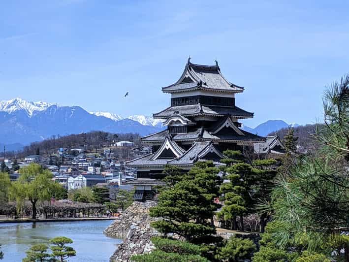Matsumoto Castle Town Walking Tour - Why the indirect castle route matters