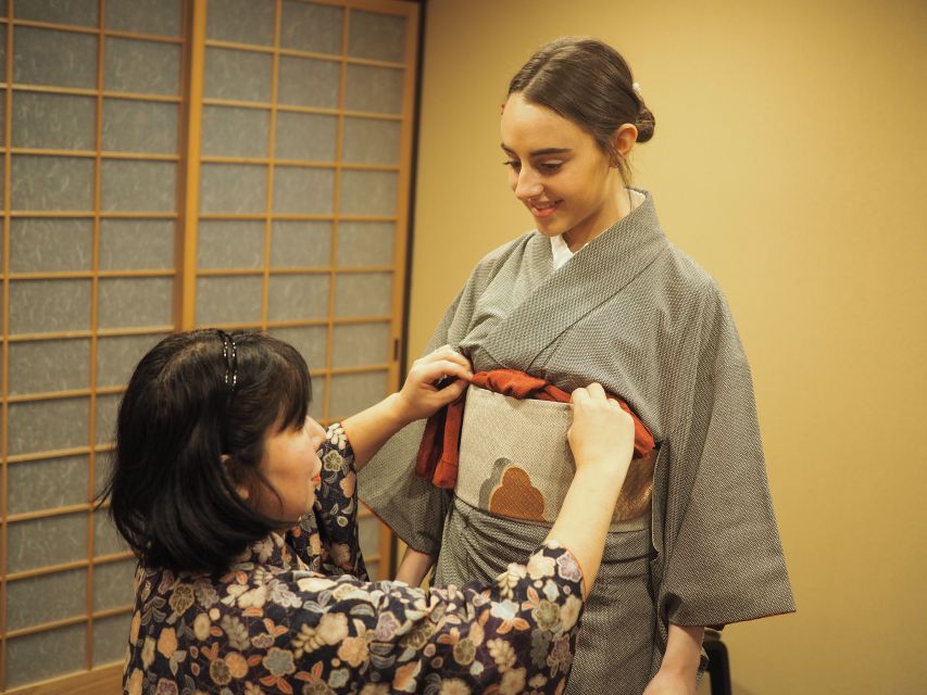 Miyajima: Cultural Experience in Zen Temple - Calligraphy with Kanji and your own name