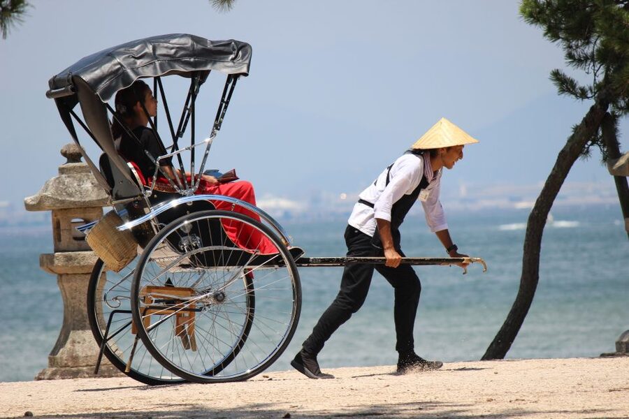 Miyajima: Private Rickshaw Tour to Itsukushima Shrine - Daishoin Temple and the 1,200-year-old power spot