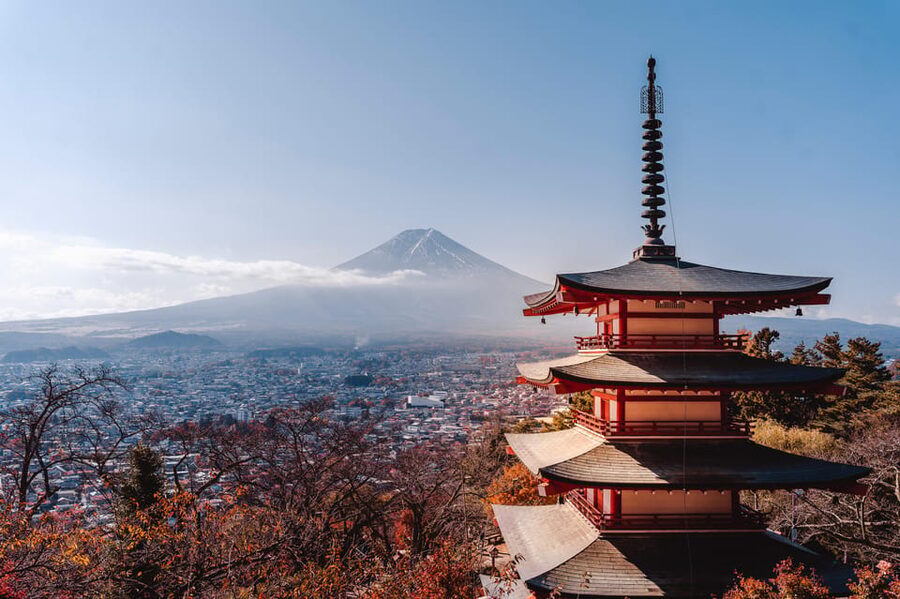 Mount Fuji: Customizable Private Tour By Car With Pickup - Chureito Pagoda and the classic Fuji photograph