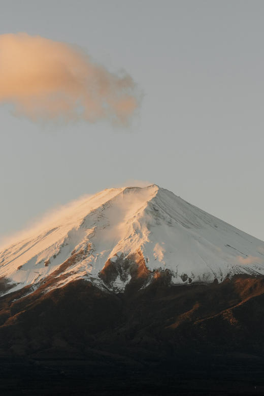 Mount Fuji: Customizable Private Tour By Car With Pickup - Oshino Hakkai and water from Mount Fuji