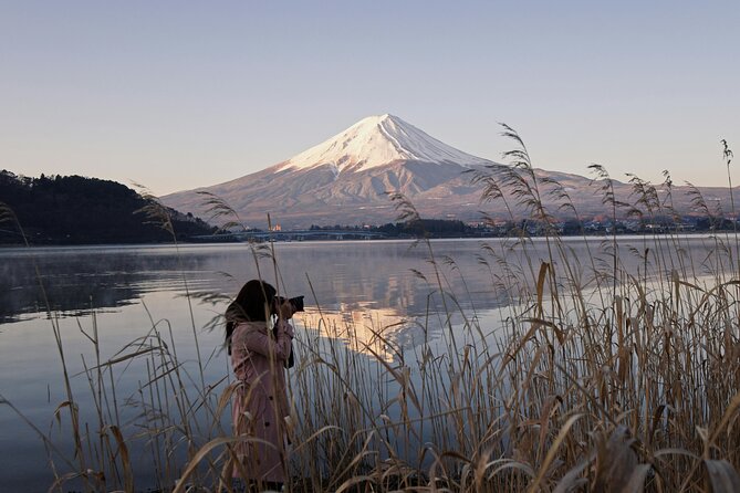 Mount Fuji (Mt. fuji) private tour by car with pickup from Tokyo - Oshino Hakkai and the clear spring ponds