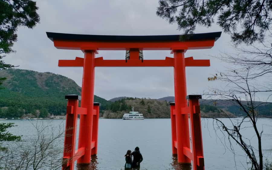 Mount Fuji Private Day Trip With Customizable Itinerary - What the Guides Add to the Day