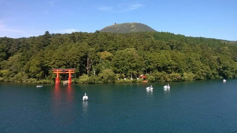 Mt.Fuji Hakone Day Tour With Lake Ashi Cruise, FREE Ropeway - Lake Ashi by pirate ship