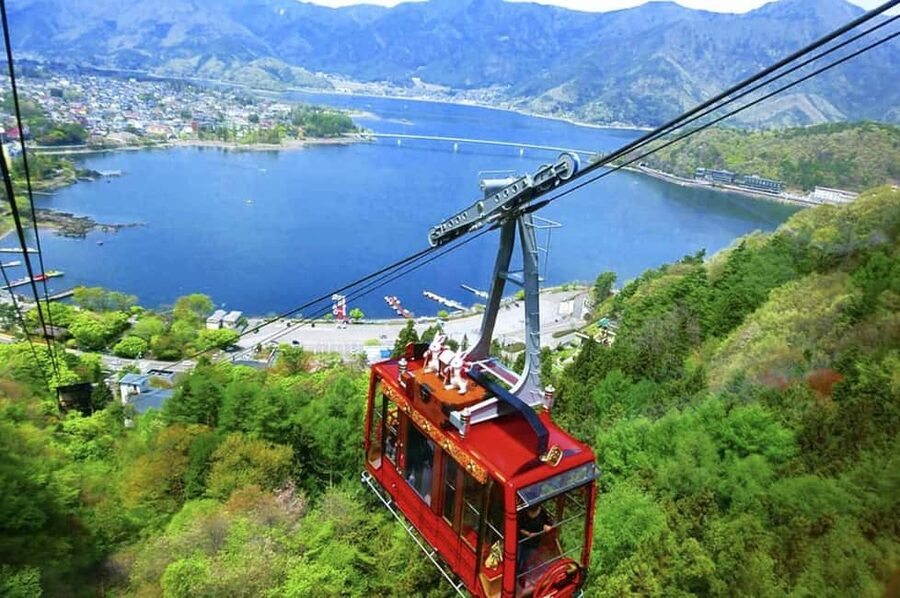 Mt. Fuji & Lake Kawaguchiko Ropeway Panorama Full-Day Tour - A full day from Tokyo to Mt. Fuji country