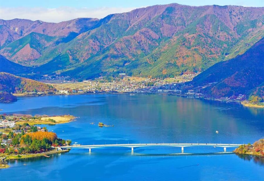 Mt. Fuji & Lake Kawaguchiko Ropeway Panorama Full-Day Tour - The Lawson Fuji photograph