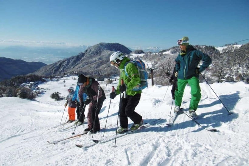 Nagano: 1-Day Ski Tour Package from Nagano Station - What the $243 price really buys you