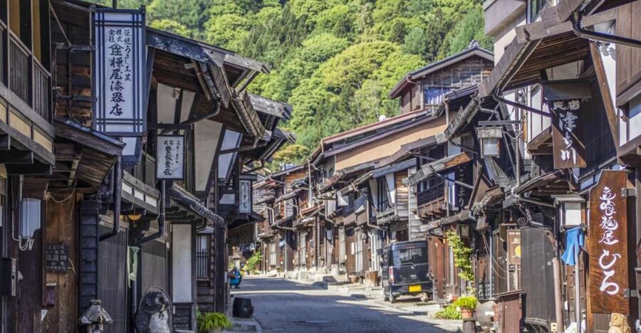 Nagano/Matsumoto: Matsumoto Castle and Narai-juku Day Trip - Why this day trip works so well