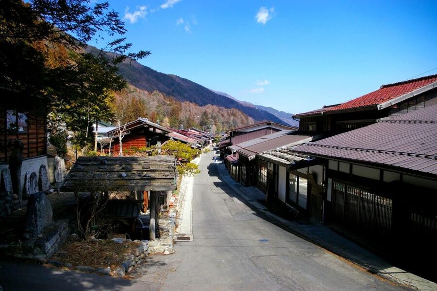 Nagano/Matsumoto: Matsumoto Castle and Narai-juku Day Trip - The road to Narai-juku
