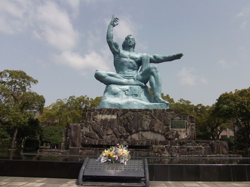 Nagasaki: Private Tour with Local Guide - Why a private tour helps in Nagasaki