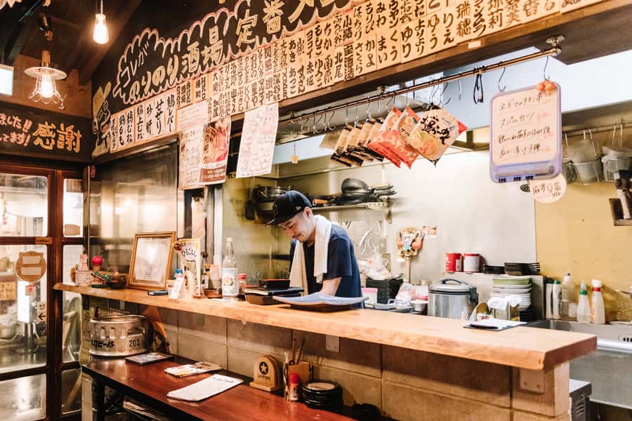 Nagoya: Customized Private Tour - Osu, where manga shops meet old temples