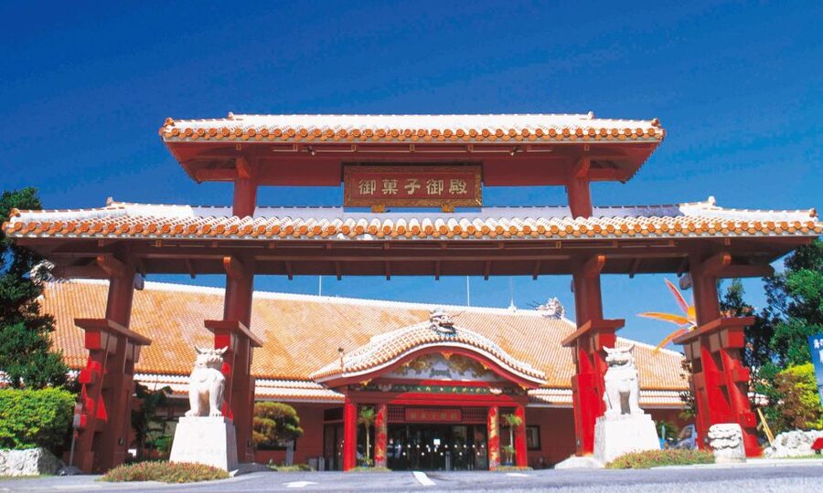 Naha: North Okinawa Sightseeing Tour & Churaumi Aquarium - Churaumi Aquarium: protect your two and a half hours
