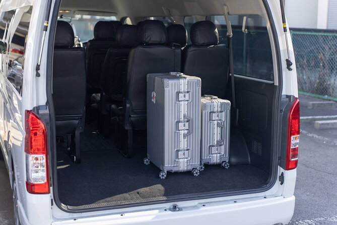 Narita Airport(NRT) Private Transfer To/From Tokyo 1-way or Round - What the $157.85 group price buys you