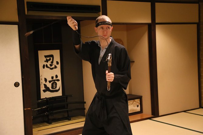 Ninja 2-hour Hands-on Lesson by Japanese master in Kyoto -Medium - A trick house introduction and the lesson’s pace