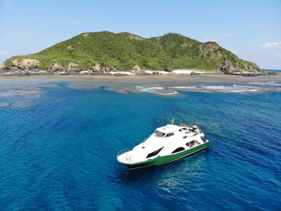 Okinawa: From Naha: Kerama Islands 1-day snorkeling tour - Getting ready with included equipment