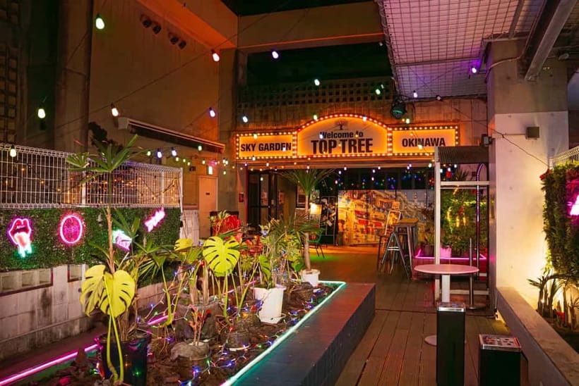 Okinawa:Sky BAR TOPTREE Nightclub Entry Ticket+Drink & VIP - Timing your visit around midnight