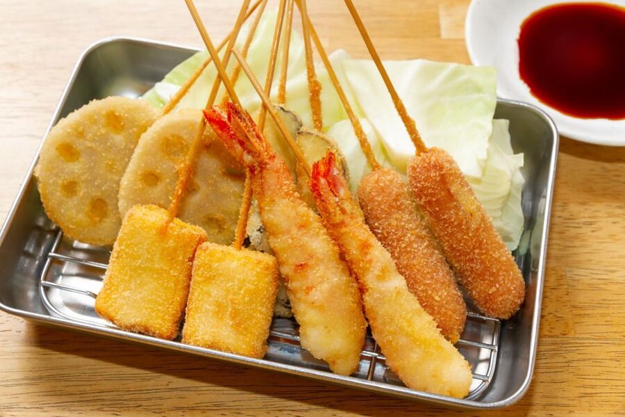 Osaka: Bar-Hopping Night Tour in Namba - Hōzenji Temple and the old food alley