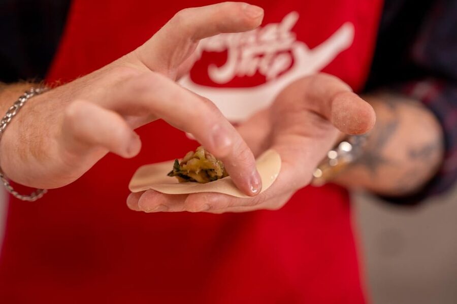 Osaka: Cooking Class & Sake Tasting with Local Market Visit - Who should book this experience