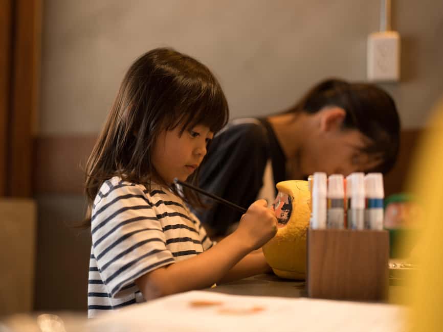 Osaka Daruma Workshop — Paint Your Own Good-Luck Daruma - The quiet side of the experience