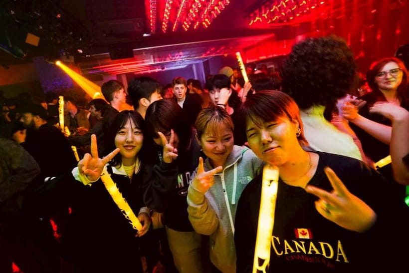 Osaka Dotonbori:GIRAFFE Nightclub Ticket with Drink/VIP Plan - GIRAFFE JAPAN in Dotonbori: What kind of night is this?