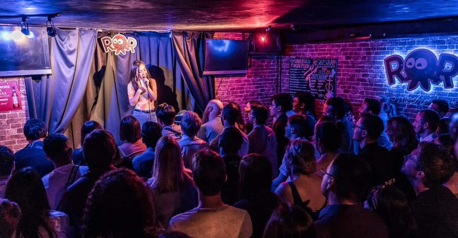 Osaka: English Stand Up Comedy Show at Osaka Comedy Club - Humor style and content