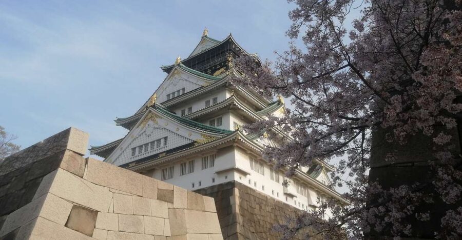 Osaka: Five Must-See Highlights Walking Tour & Ramen Lunch - One day, five faces of Osaka