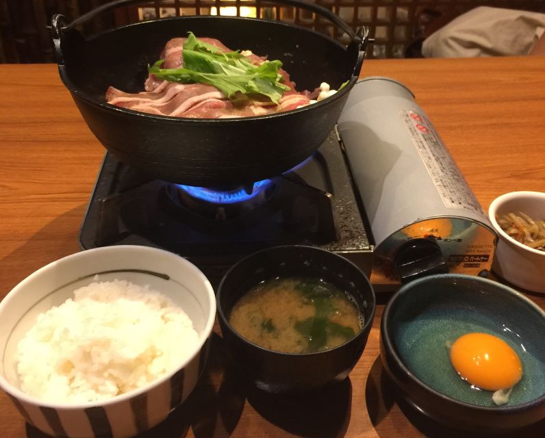 Osaka: Food Tour at Night with Tastings - A quieter pause at the secret shrine