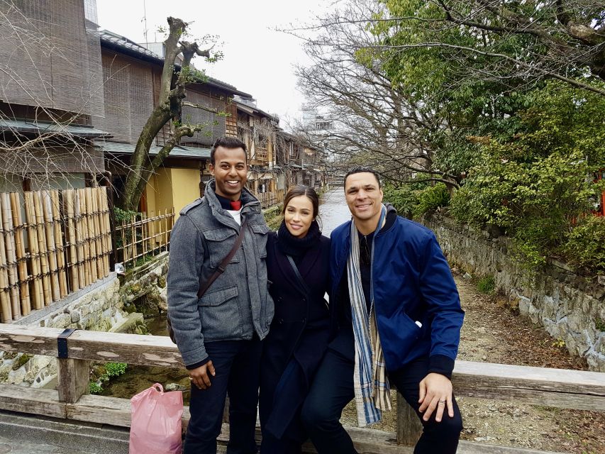 Osaka: Highlights & Hidden Gems Private Walking Tour - Dotonbori’s giant signs and Soemon-cho after dark