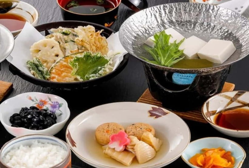 Osaka/Kyoto: Amanohashidate & Miyama Tour with Boat & Lunch - Kasamatsu Park and the Flying Dragon View