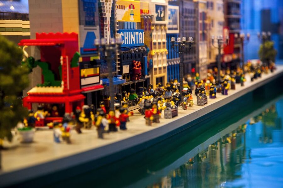 Osaka: LEGOLAND® Discovery Center Admission Ticket - 4D Cinema adds more than a normal movie