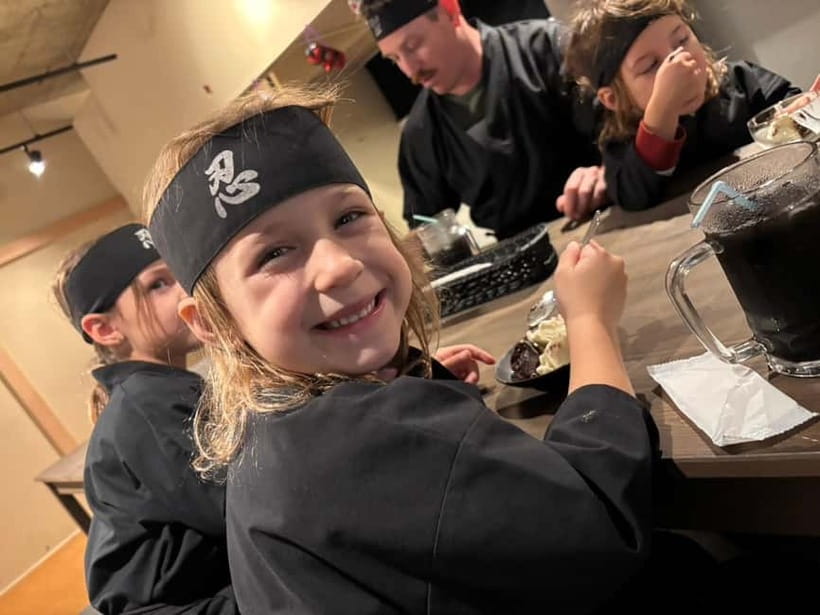 Osaka: Ninja Experience Cafe in Dotonbori - Finding the Cafe on the Fourth Floor