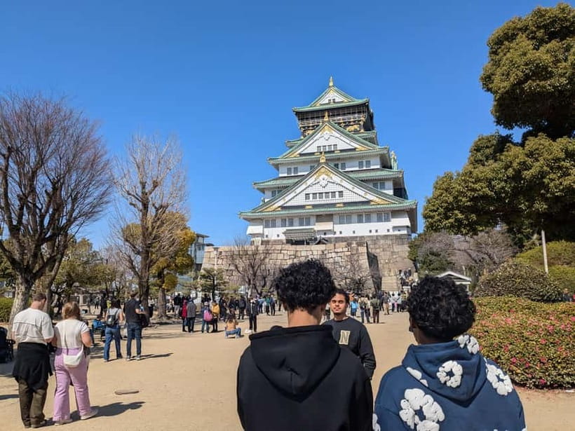 Osaka: Osaka Castle Guided Tour with Local Guide - Timing, weather, and what to bring