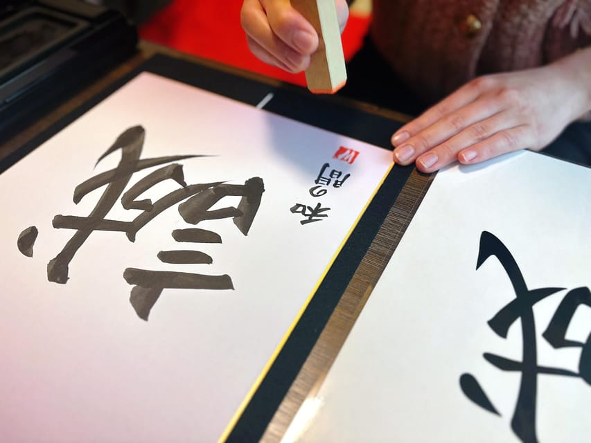 Osaka: Private Japanese Calligraphy Experience - Key points at a glance