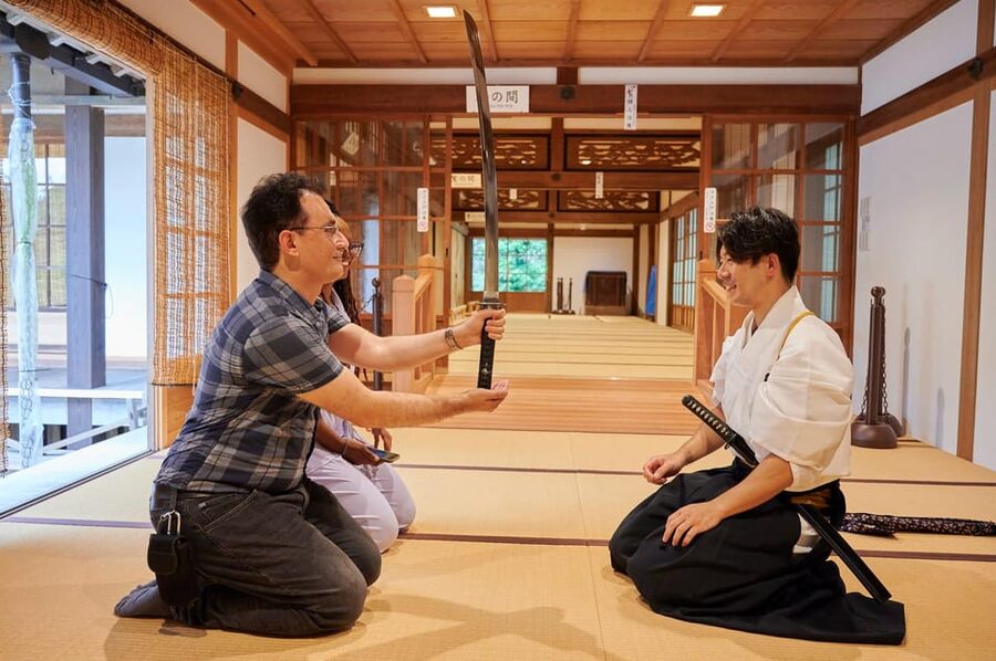 Osaka: Private Samurai Experience - Train with Sword Master - Meeting Watanabe Sensei and his sword tradition