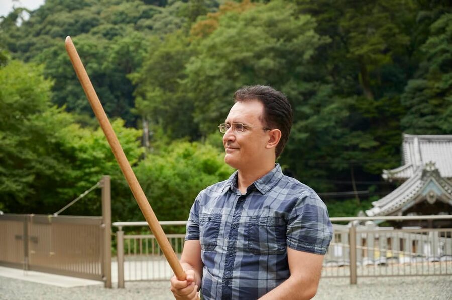 Osaka: Private Samurai Experience - Train with Sword Master - What the guide adds to the experience