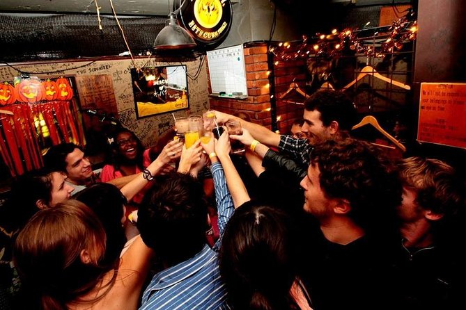 Osaka Pub Crawl and Nightlife Tour - The first bar and the welcome-shot routine