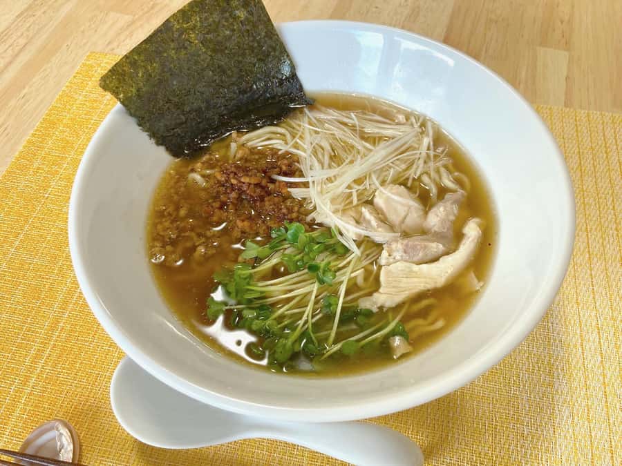 Osaka: Ramen and Gyoza Cooking Class in Dotonbori - Why the small group matters