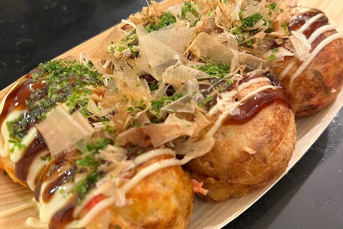 Osaka Sake Tasting & Takoyaki Cooking Experience - Meeting Momoko and starting with Japanese sake