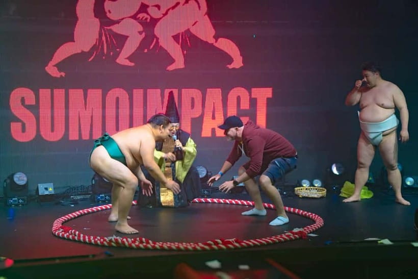 Osaka:SUMO BEATS SHOWCASE: Taiko Drum and Wagyu burger! - Learning the basics before the clash